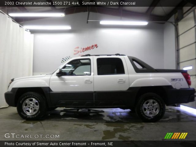 2003 Chevrolet Avalanche 1500 Z71 4x4 in Summit White