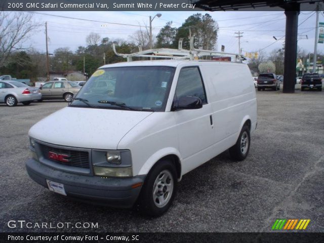 2005 GMC Safari Commercial Van in Summit White