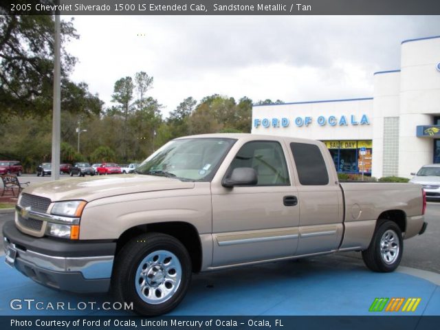 2005 Chevrolet Silverado 1500 LS Extended Cab in Sandstone Metallic