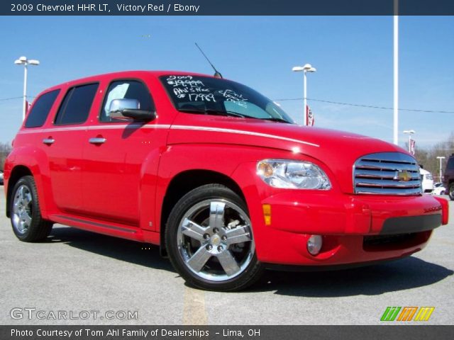 2009 Chevrolet HHR LT in Victory Red