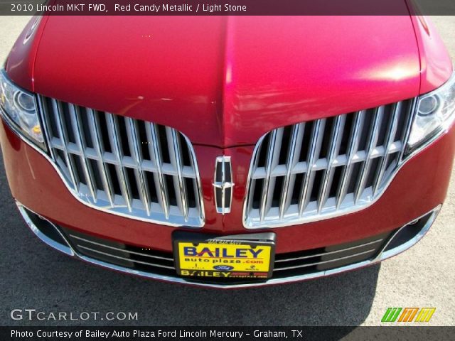 2010 Lincoln MKT FWD in Red Candy Metallic