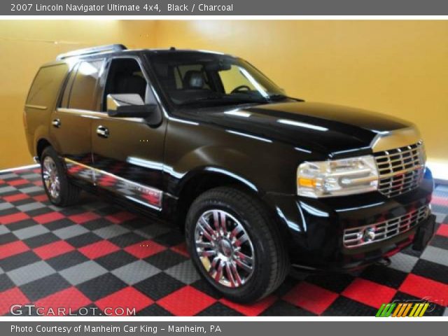2007 Lincoln Navigator Ultimate 4x4 in Black