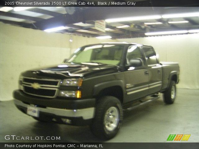 2005 Chevrolet Silverado 3500 LT Crew Cab 4x4 in Black
