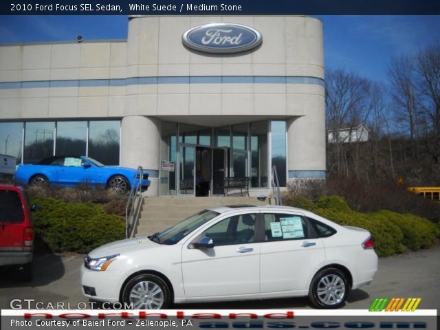 2010 Ford Focus SEL Sedan in White Suede