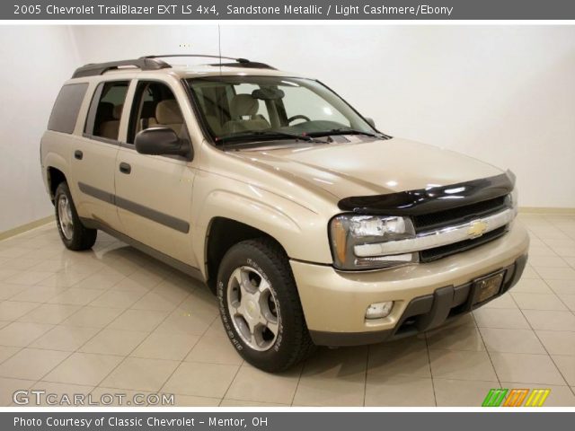 2005 Chevrolet TrailBlazer EXT LS 4x4 in Sandstone Metallic