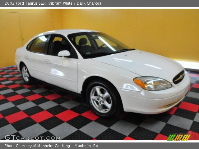2003 Ford Taurus SES in Vibrant White
