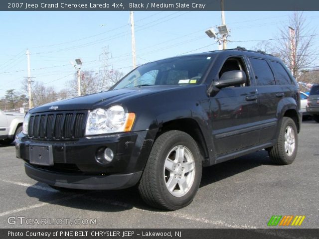 2007 Jeep Grand Cherokee Laredo 4x4 in Black