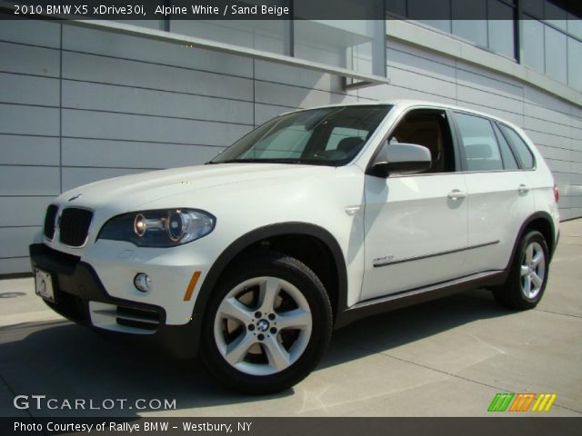 2010 BMW X5 xDrive30i in Alpine White