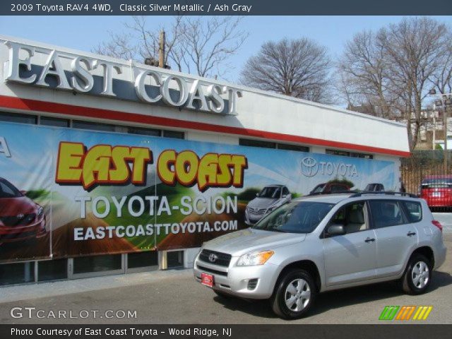 2009 Toyota RAV4 4WD in Classic Silver Metallic