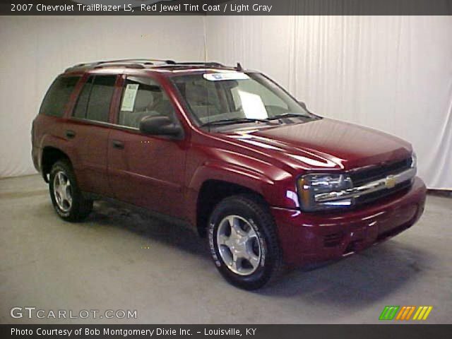 2007 Chevrolet TrailBlazer LS in Red Jewel Tint Coat