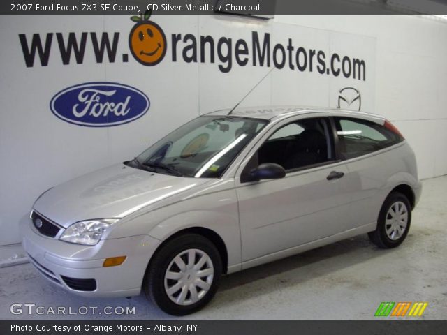 2007 Ford Focus ZX3 SE Coupe in CD Silver Metallic