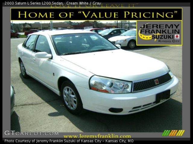 2003 Saturn L Series L200 Sedan in Cream White