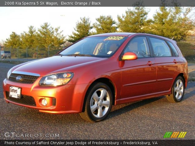 2008 Kia Spectra 5 SX Wagon in Electric Orange