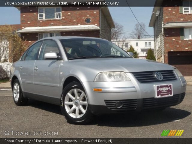 2004 Volkswagen Passat GLS Sedan in Reflex Silver Metallic