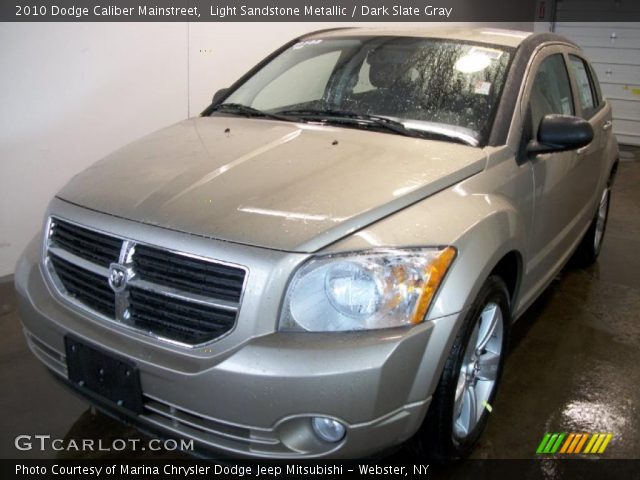 2010 Dodge Caliber Mainstreet in Light Sandstone Metallic