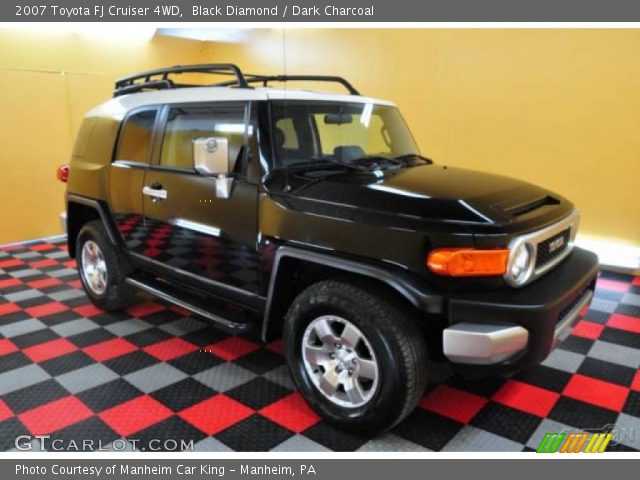 2007 Toyota FJ Cruiser 4WD in Black Diamond