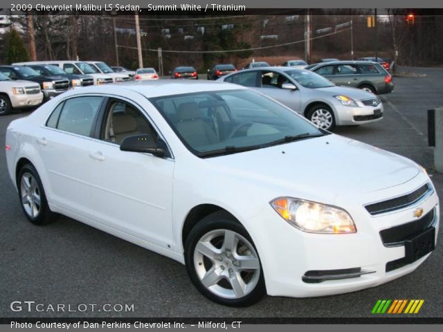 2009 Chevrolet Malibu LS Sedan in Summit White