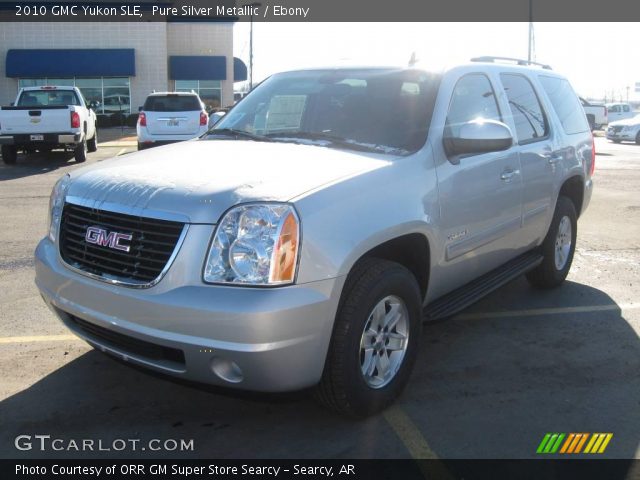 2010 GMC Yukon SLE in Pure Silver Metallic