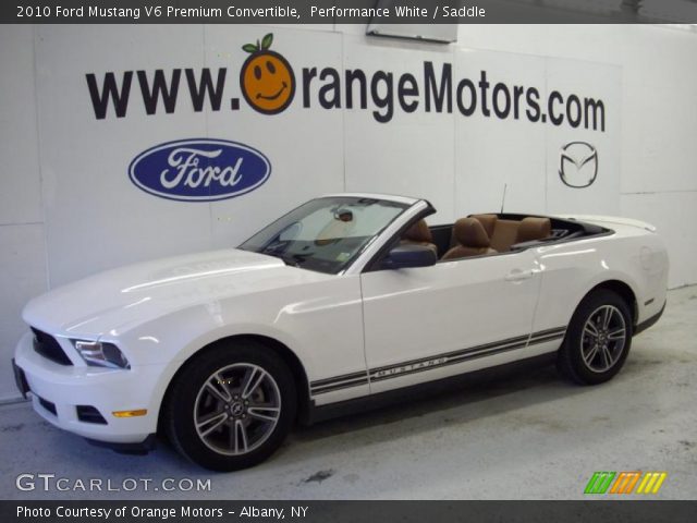 2010 Ford Mustang V6 Premium Convertible in Performance White