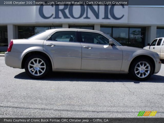 2008 Chrysler 300 Touring in Light Sandstone Metallic