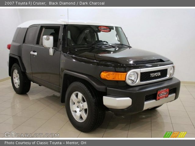 2007 Toyota FJ Cruiser  in Black Diamond