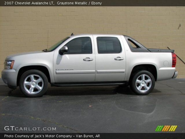 2007 Chevrolet Avalanche LT in Graystone Metallic