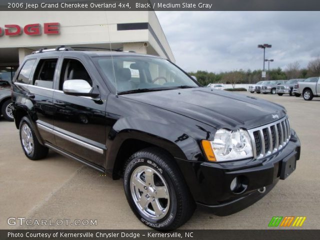 2006 Jeep Grand Cherokee Overland 4x4 in Black