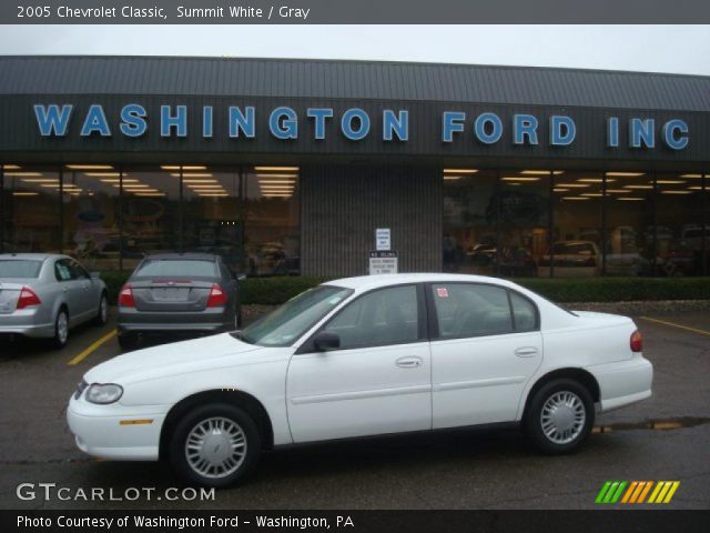 2005 Chevrolet Classic  in Summit White