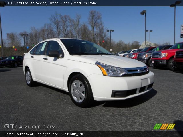2010 Ford Focus S Sedan in White Suede