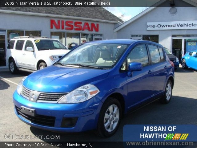 2009 Nissan Versa 1.8 SL Hatchback in Blue Metallic