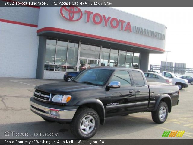 2002 Toyota Tundra SR5 TRD Access Cab 4x4 in Black