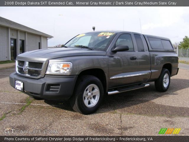 2008 Dodge Dakota SXT Extended Cab in Mineral Gray Metallic