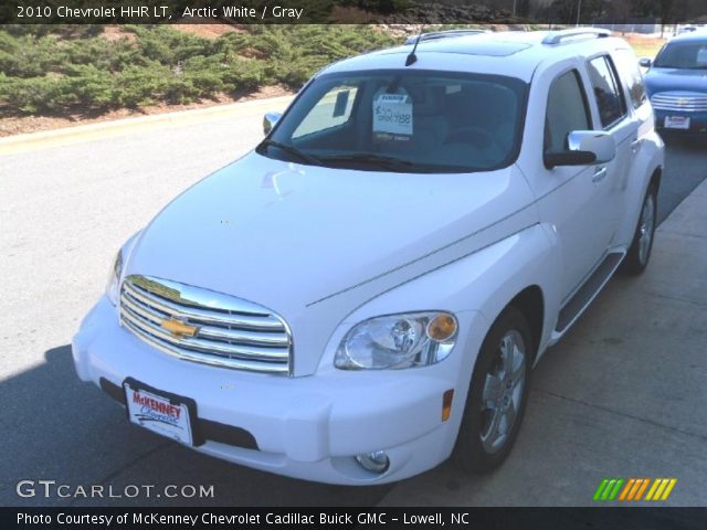 2010 Chevrolet HHR LT in Arctic White