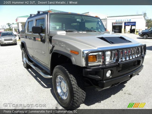 2005 Hummer H2 SUT in Desert Sand Metallic