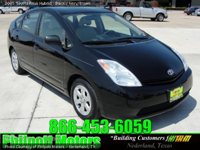 2005 Toyota Prius Hybrid in Black
