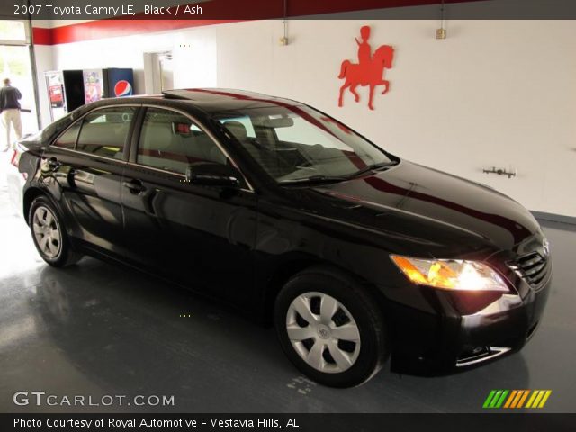 2007 Toyota Camry LE in Black