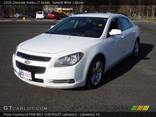 2009 Chevrolet Malibu LT Sedan in Summit White