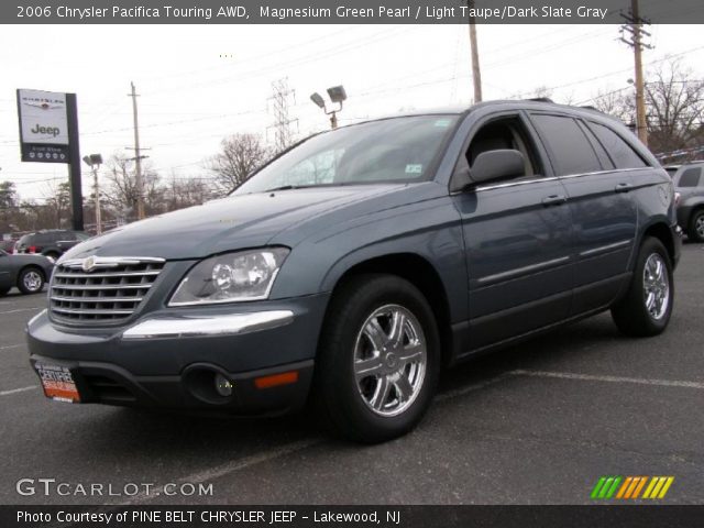 2006 Chrysler Pacifica Touring AWD in Magnesium Green Pearl