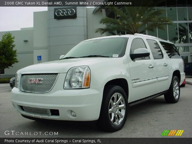 2008 GMC Yukon XL Denali AWD in Summit White