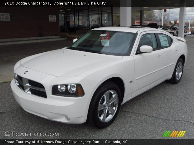 2010 Dodge Charger SXT in Stone White