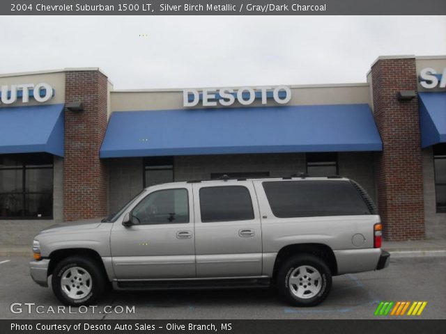 2004 Chevrolet Suburban 1500 LT in Silver Birch Metallic