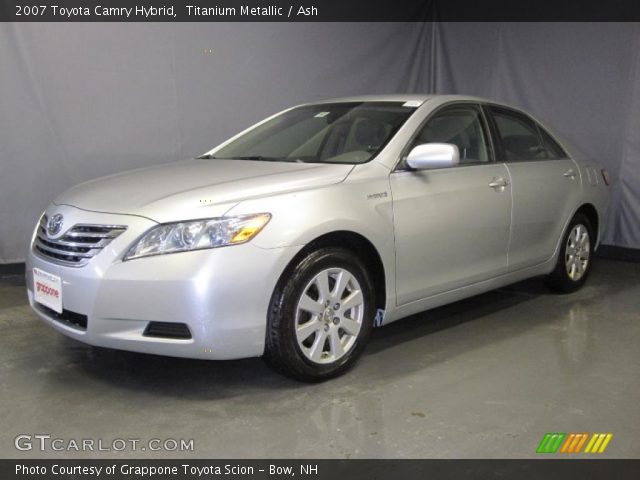 2007 Toyota Camry Hybrid in Titanium Metallic