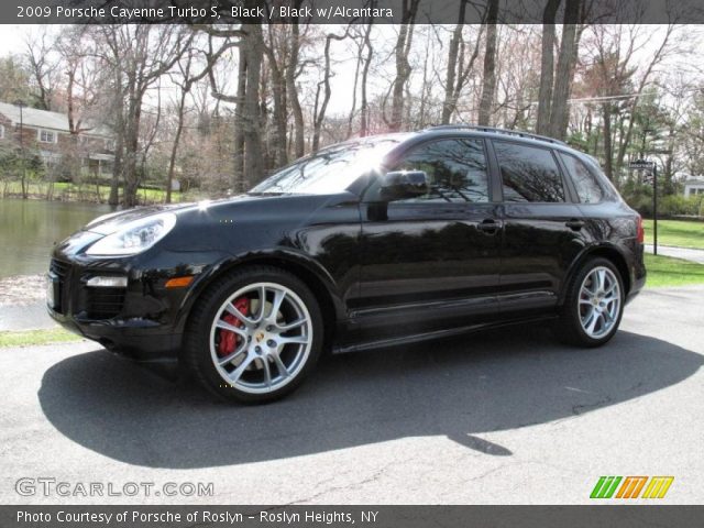 2009 Porsche Cayenne Turbo S in Black