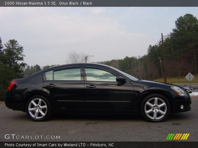 2006 Nissan Maxima 3.5 SE in Onyx Black