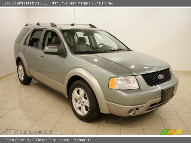 2007 Ford Freestyle SEL in Titanium Green Metallic
