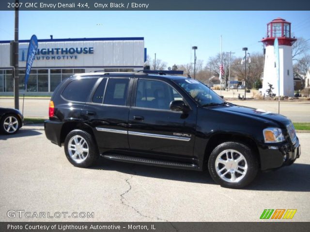 2007 GMC Envoy Denali 4x4 in Onyx Black