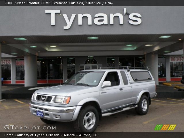 2000 Nissan Frontier XE V6 Extended Cab 4x4 in Silver Ice