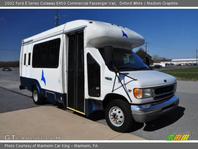 2002 Ford E Series Cutaway E450 Commercial Passenger Van in Oxford White