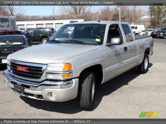 2004 GMC Sierra 1500 Extended Cab 4x4 in Silver Birch Metallic