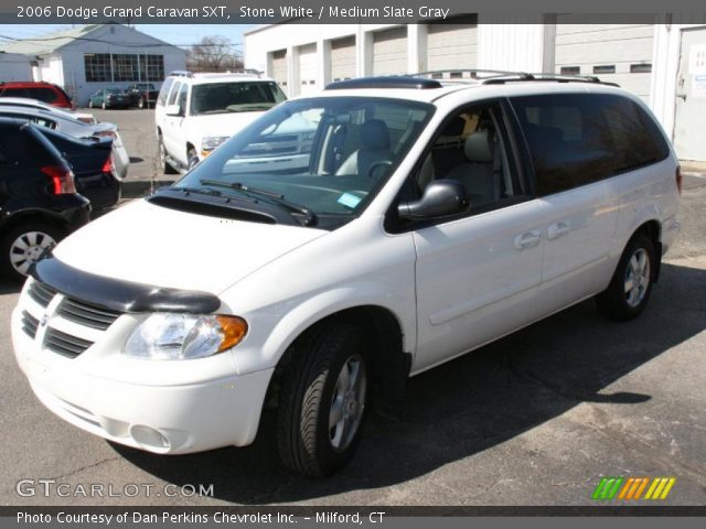 2006 Dodge Grand Caravan SXT in Stone White